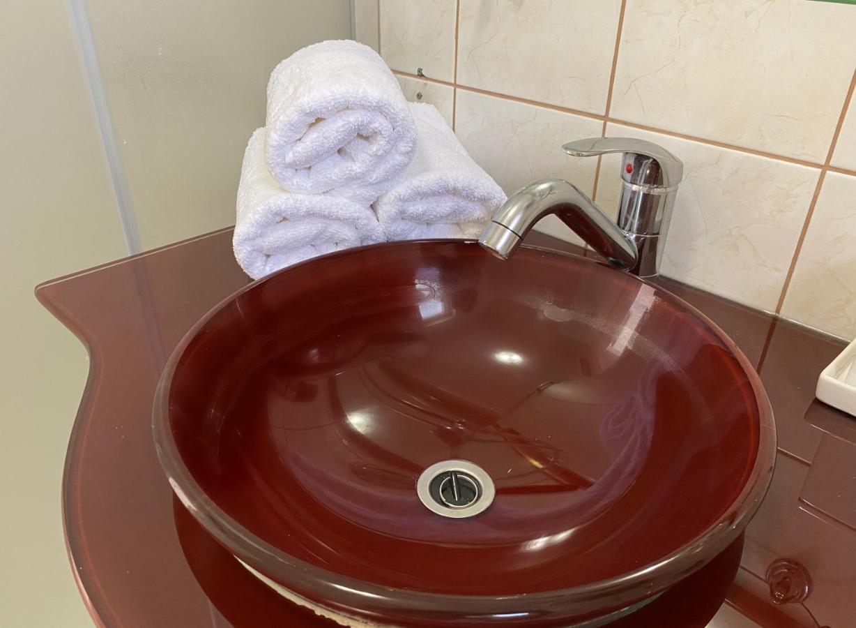 Charlene Appartement Karlobag Buitenkant foto